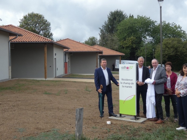 CHAMBORET Inauguration de 4 pavillons  Le champ de la mariée