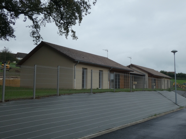 Inauguration de 6 pavillons à Saint-Germain-les-Belles